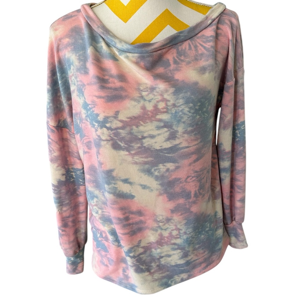 NWT Le Lis Sweater